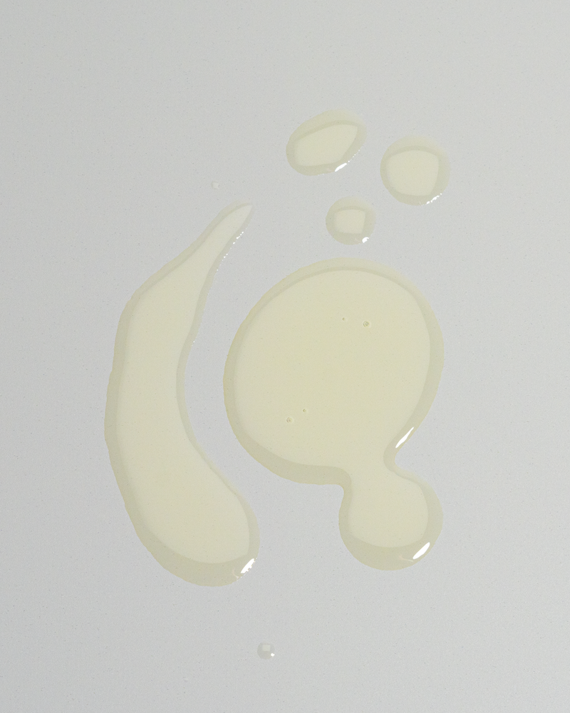 Om Hibiscus + Daikon Seed Protective Hair Oil